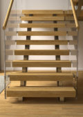 Gasell, en trappa med två underliggande stålbalkar