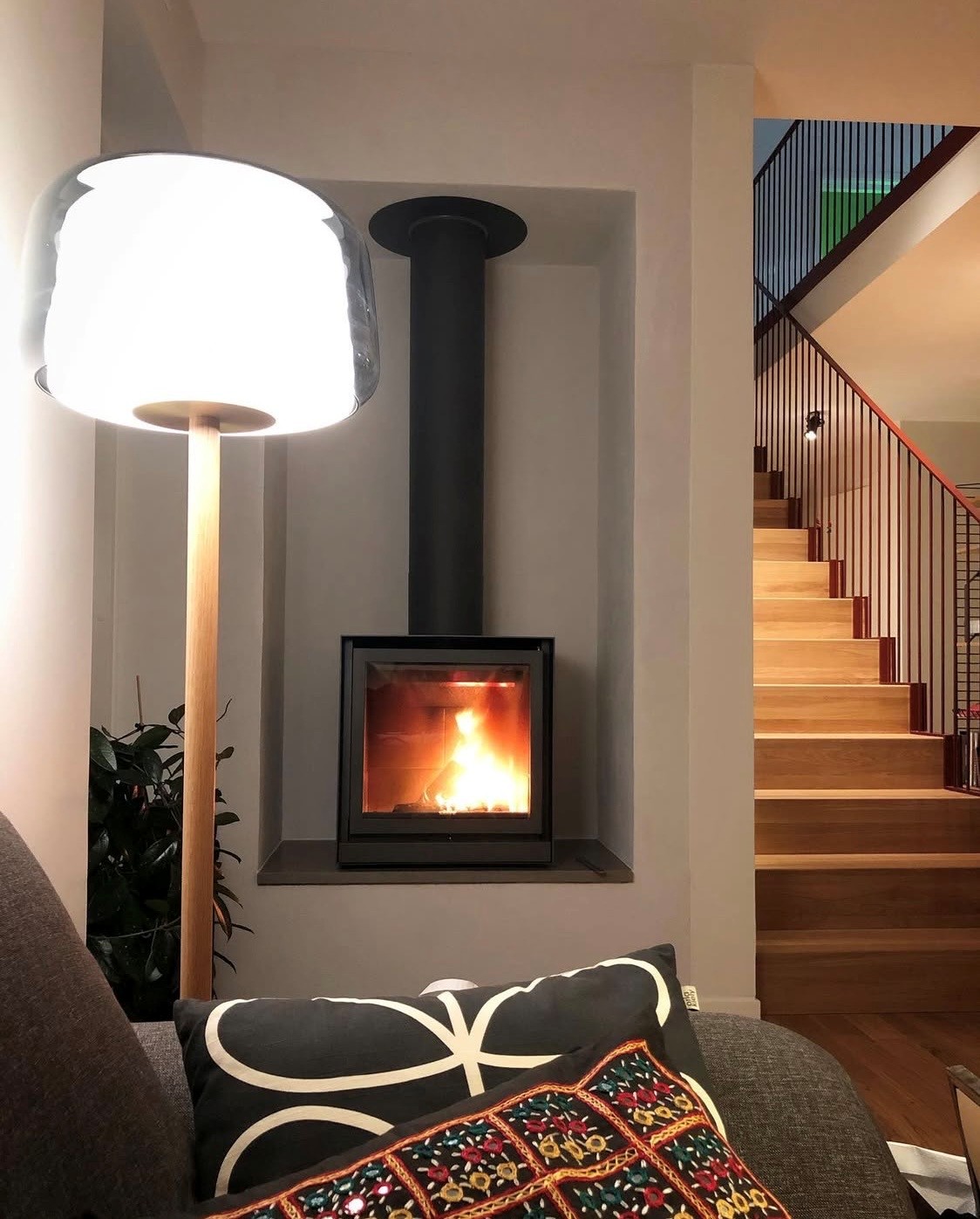 Felicia Kloo, Trappan